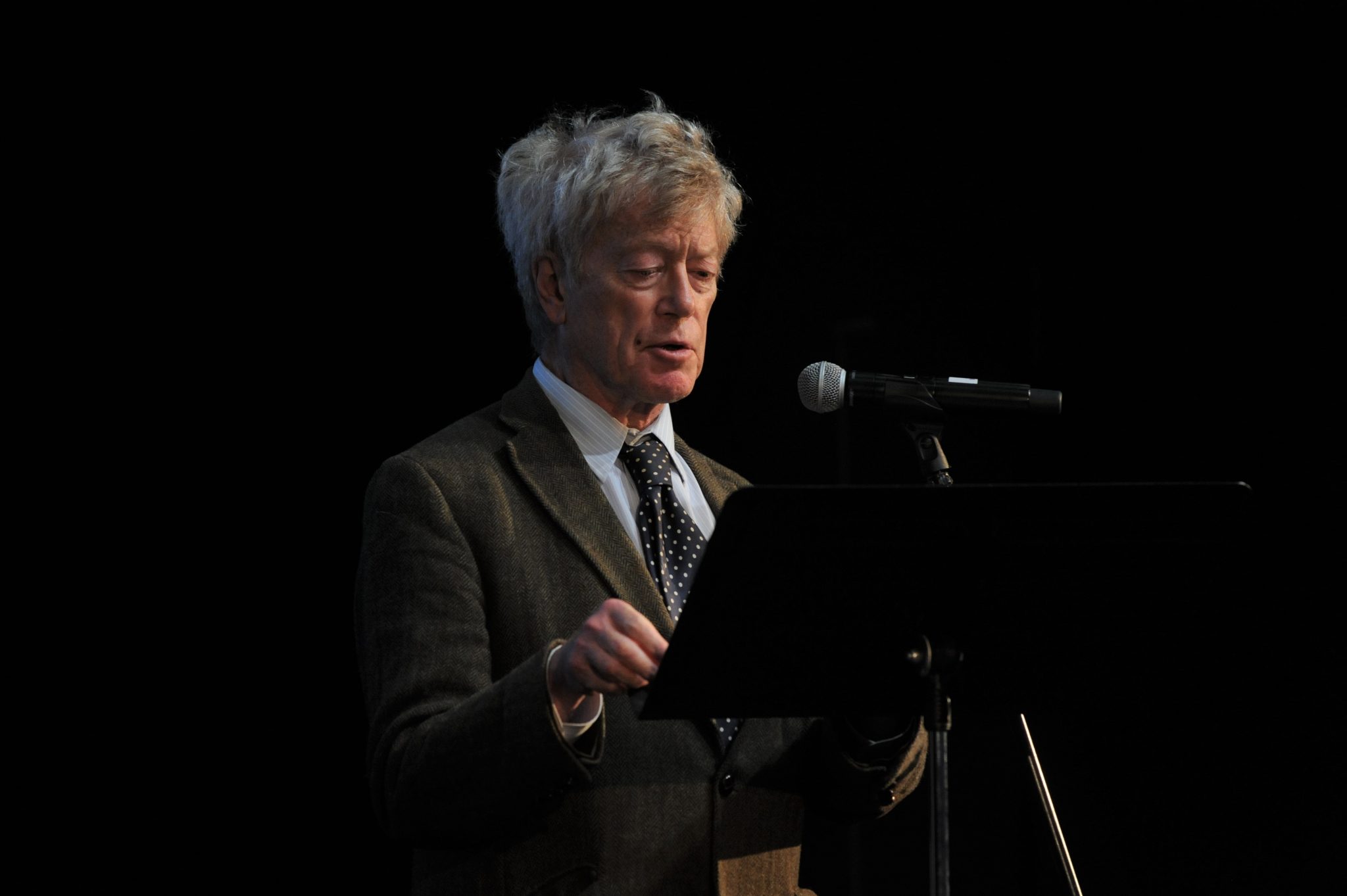 ROGER-SCRUTON-6-min-scaled-1