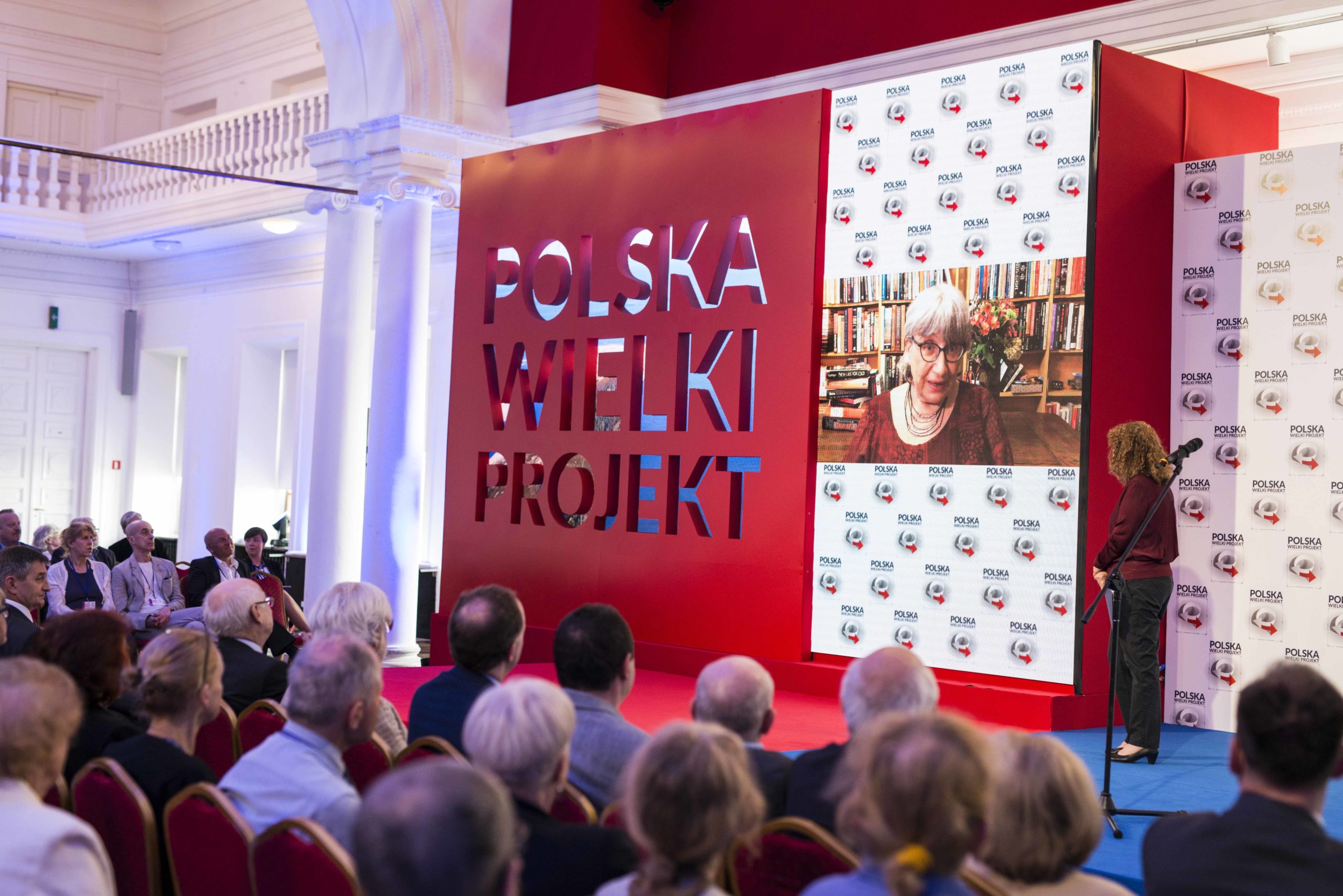 VII-kongres-Polska-Wielki-projektmedal-Odwaga-i-WiarygodnośćMAryna-Miklaszewska-Irena-Lasota-Jean-Pierre-Lasota-_3-scaled